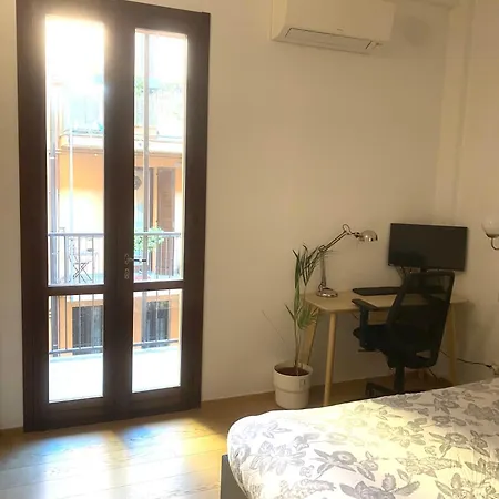 Cozy In The Center דירה